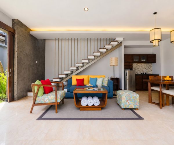 2BRV_Living Room, Dining Table & Kitchen (2)