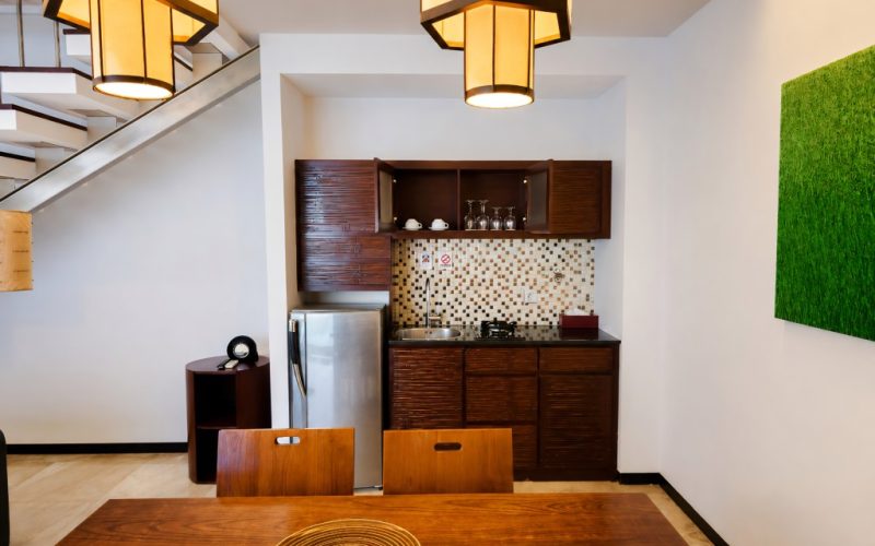 2BRV_Living Room, Dining Table & Kitchen (8)